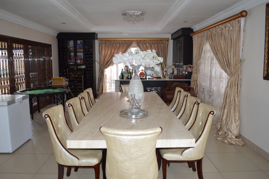 4 Bedroom Property for Sale in Flamwood North West